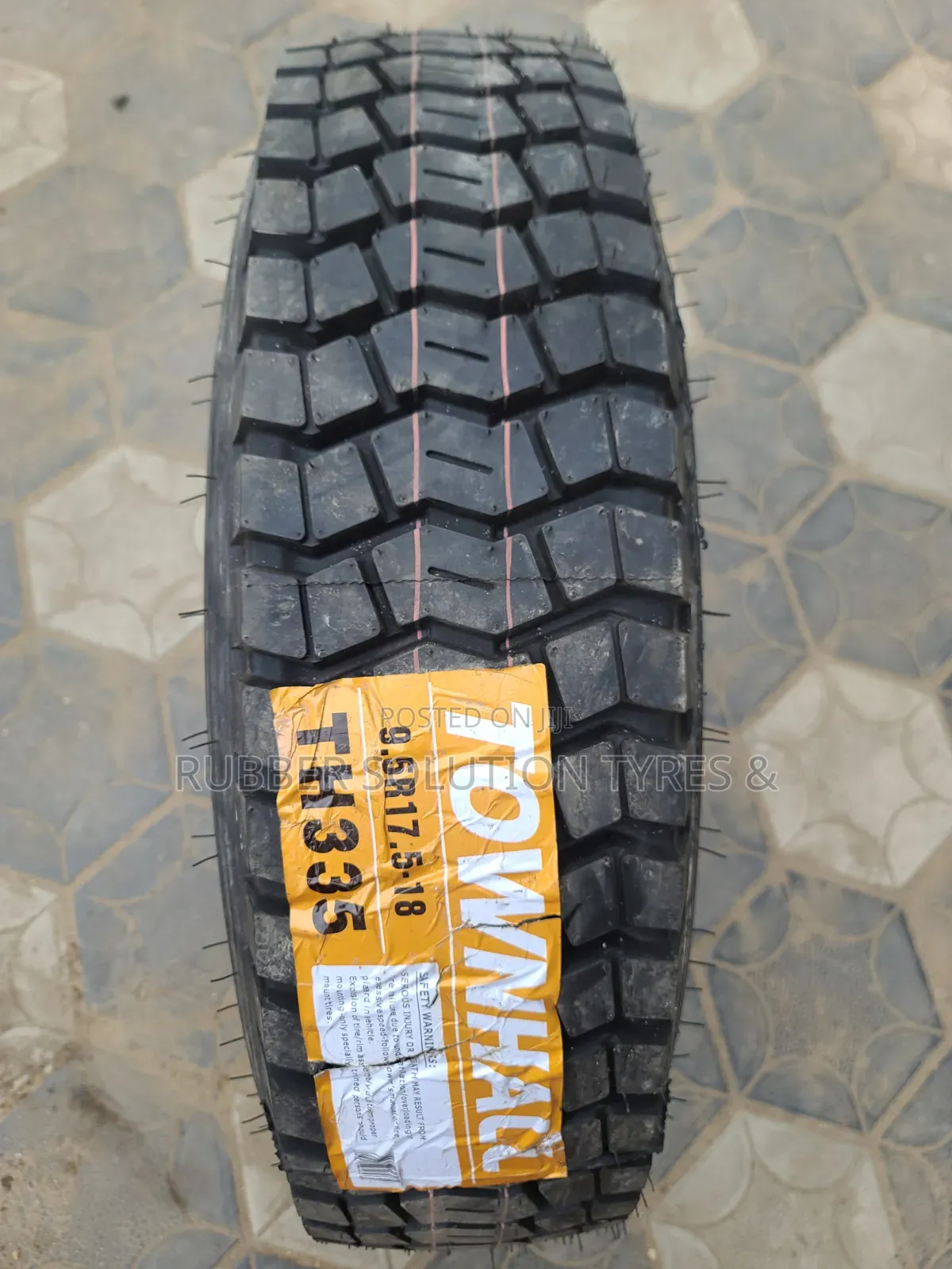 9.5 R17.5 Townhall Tires Th335 Lug