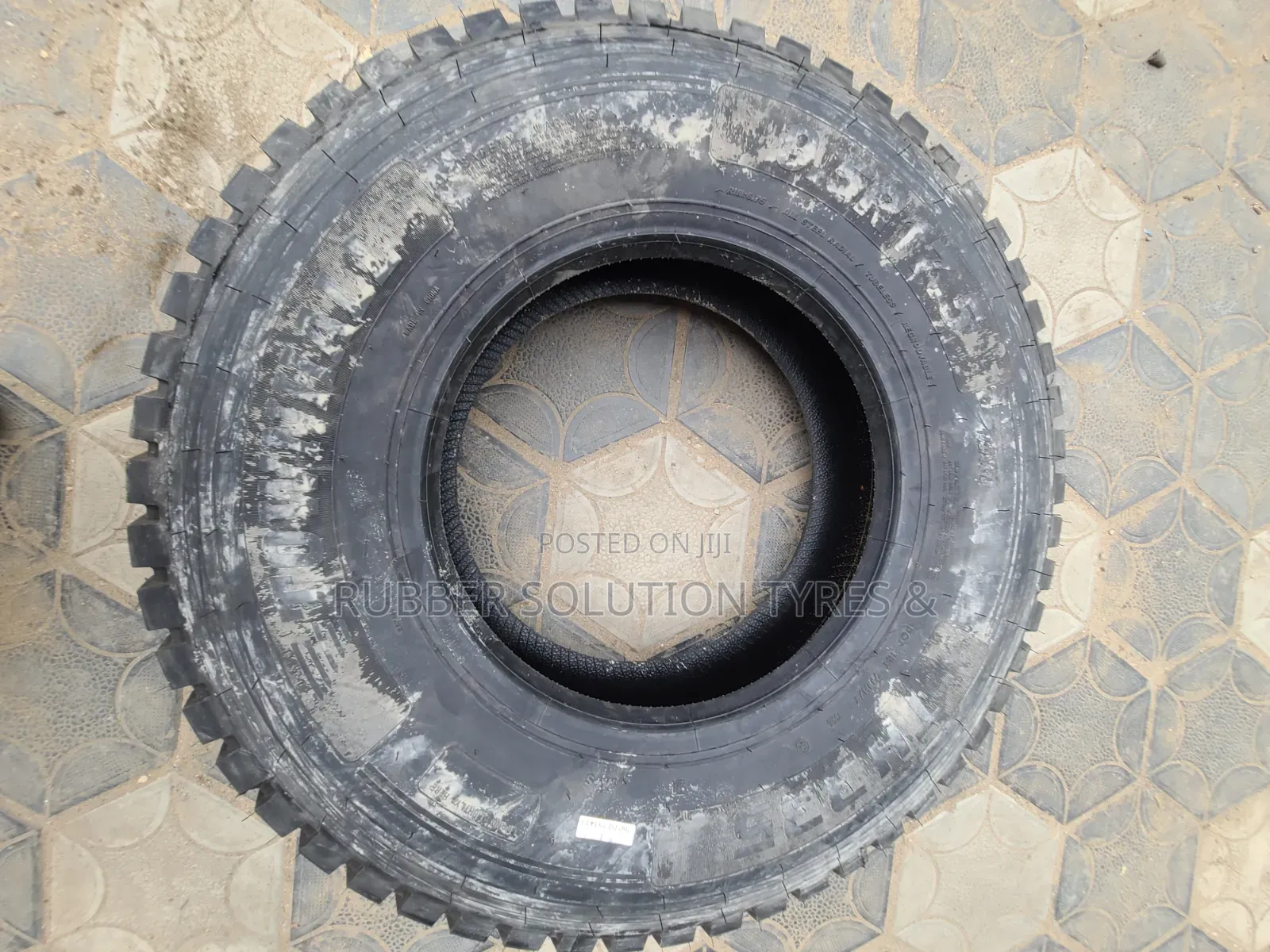 9.5 R17.5 Townhall Tires Th335 Lug