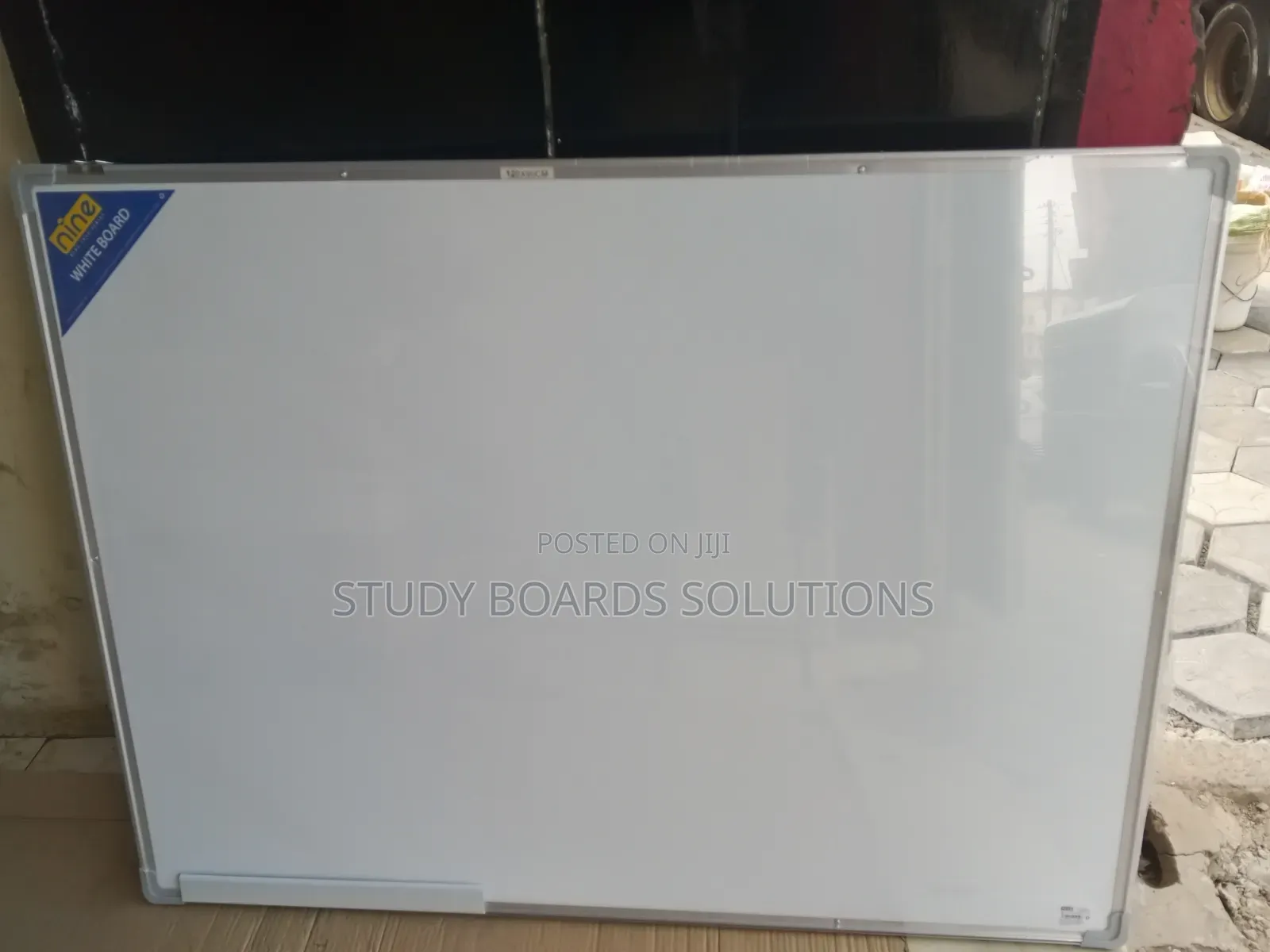 Affordable 4ft × 3ft Magnetic Whiteboard – For Offices & Businesses