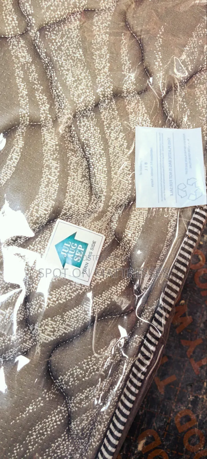 Bobmil Maharaja Pocket Spring Mattress. Available in Sizes 4X6 5X6 6X6