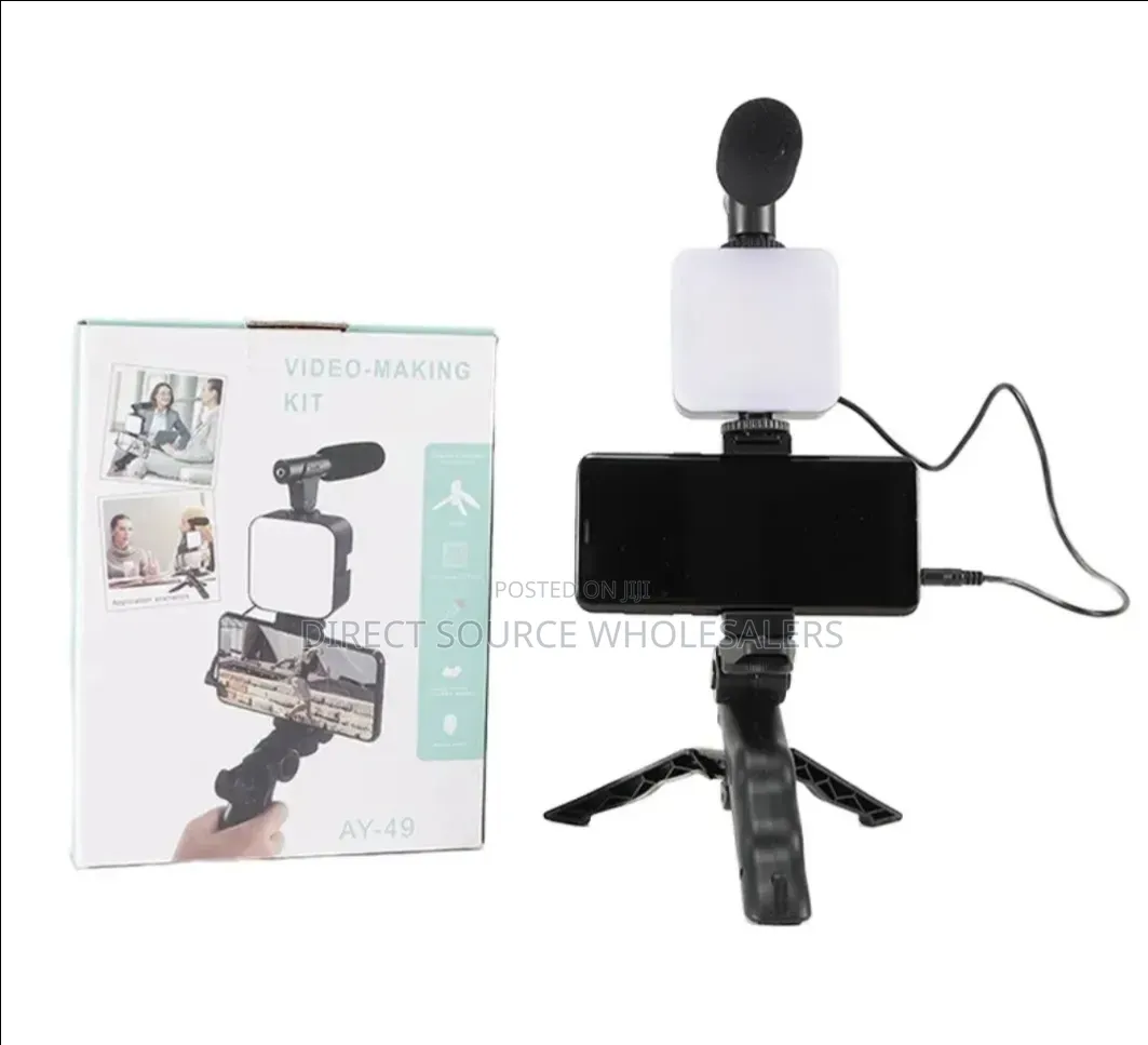 TikTok Recording Kit With Phone Holder, Light and Microphone