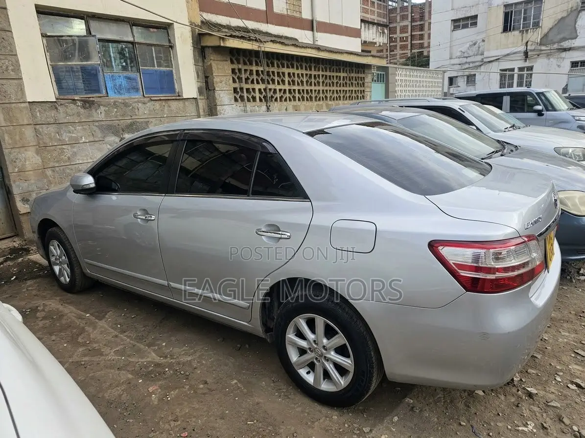 Toyota Premio 1.5 FWD 2014 Silver