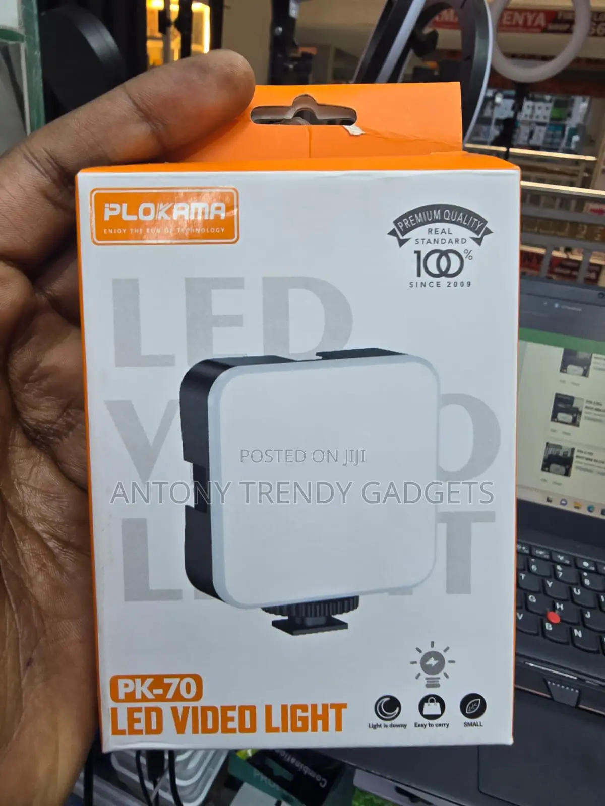 PK-70 Portable LED Camera Light for YouTube and TikTok Videos