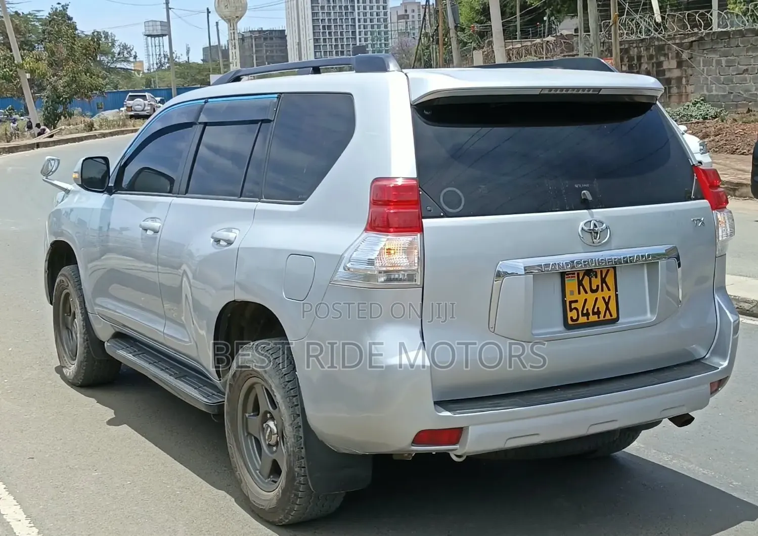 Toyota Land Cruiser Prado 2.7 i 2010 Silver