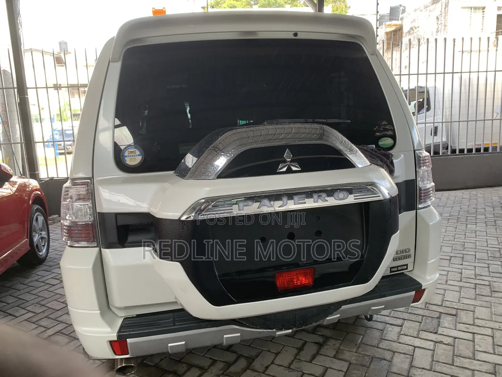 Mitsubishi Pajero Exceed 2019 White