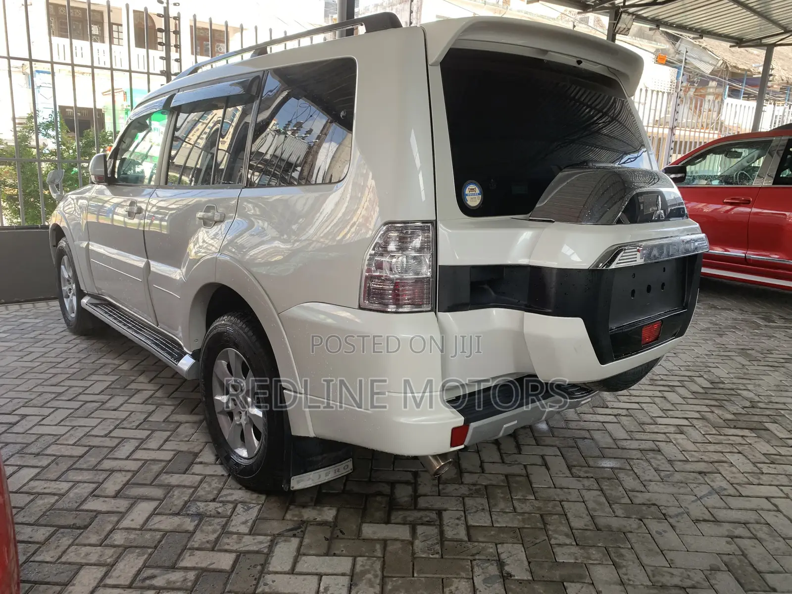 Mitsubishi Pajero Exceed 2019 White