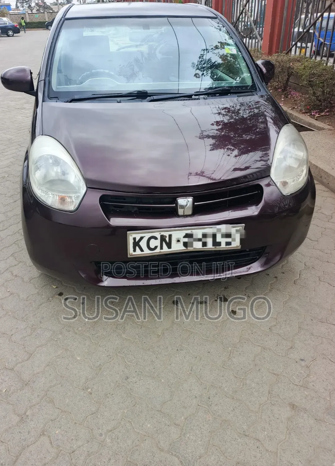 Toyota Passo 2010 Black