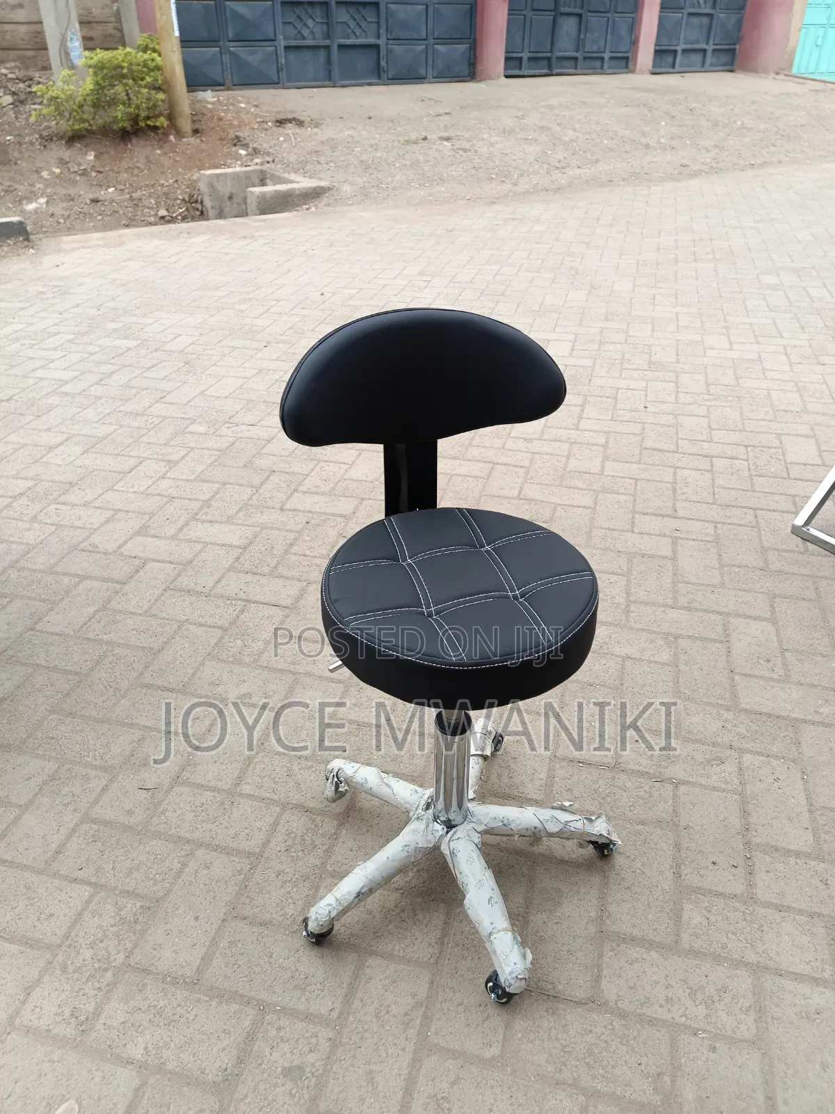 Adjustable Stool for Pedicure, Manicure or Eye Lashes Bed 