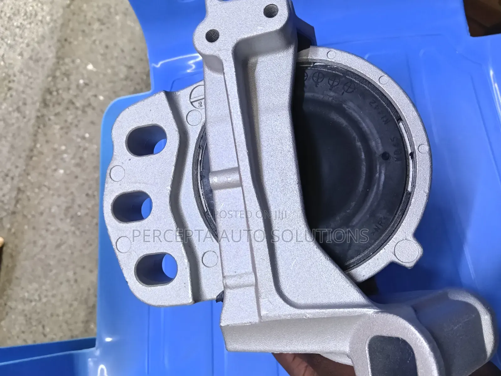 Mazda CX5 Right Engine Mounting