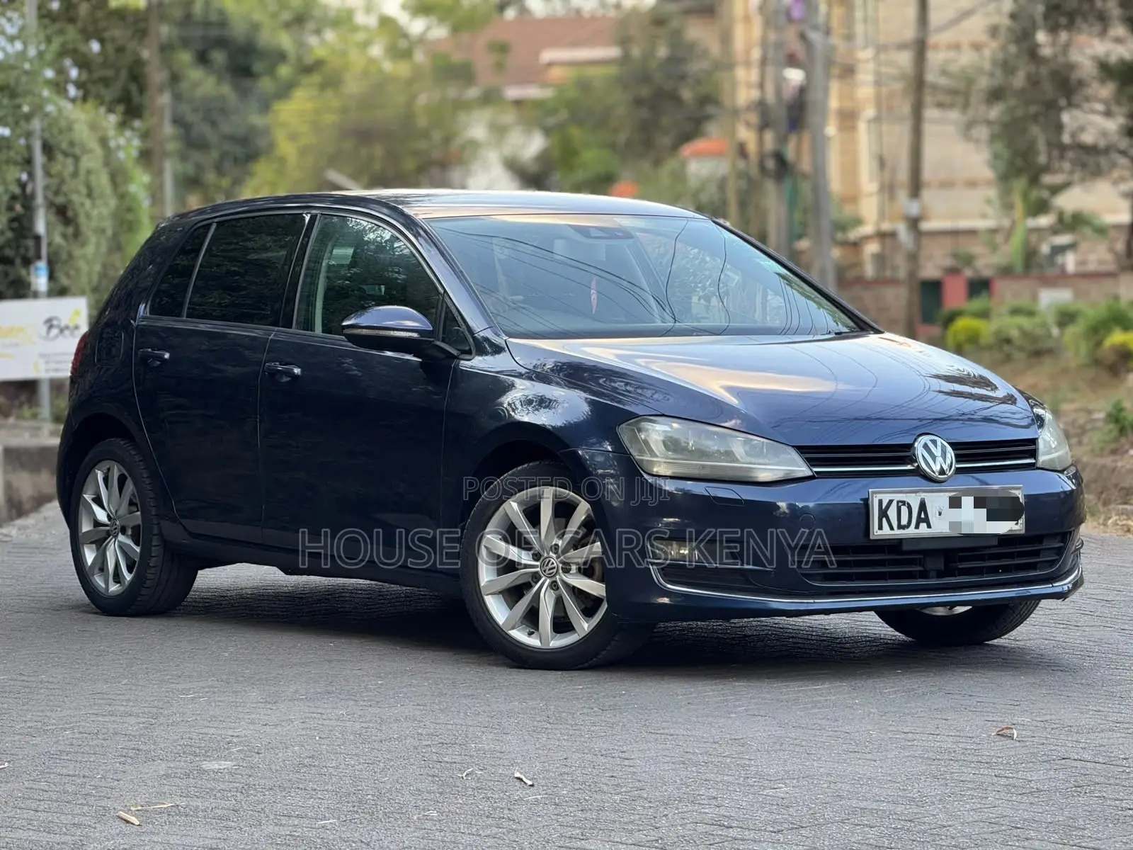 Volkswagen Golf 2013 Blue