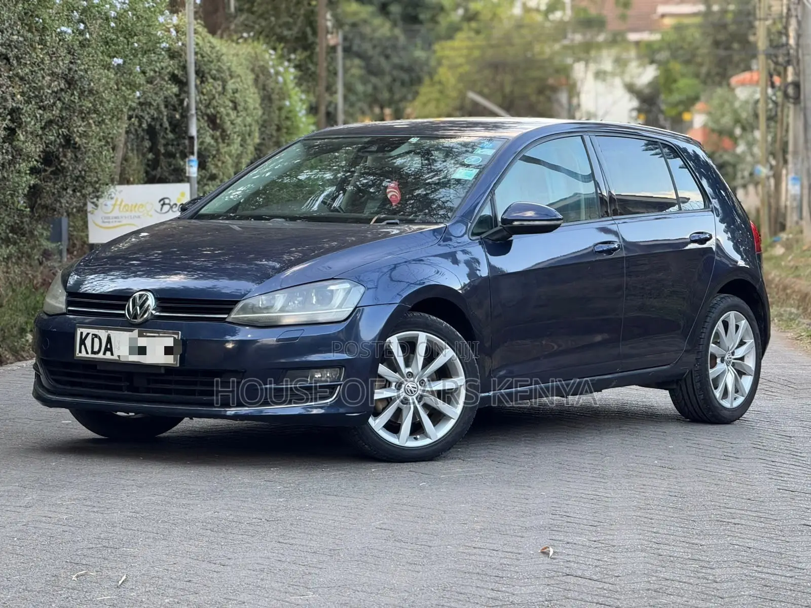 Volkswagen Golf 2013 Blue