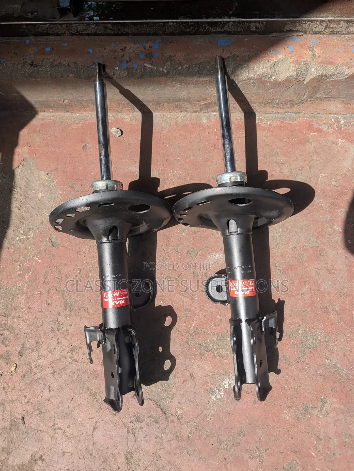 Toyota Vanguard Shock Absorbers.