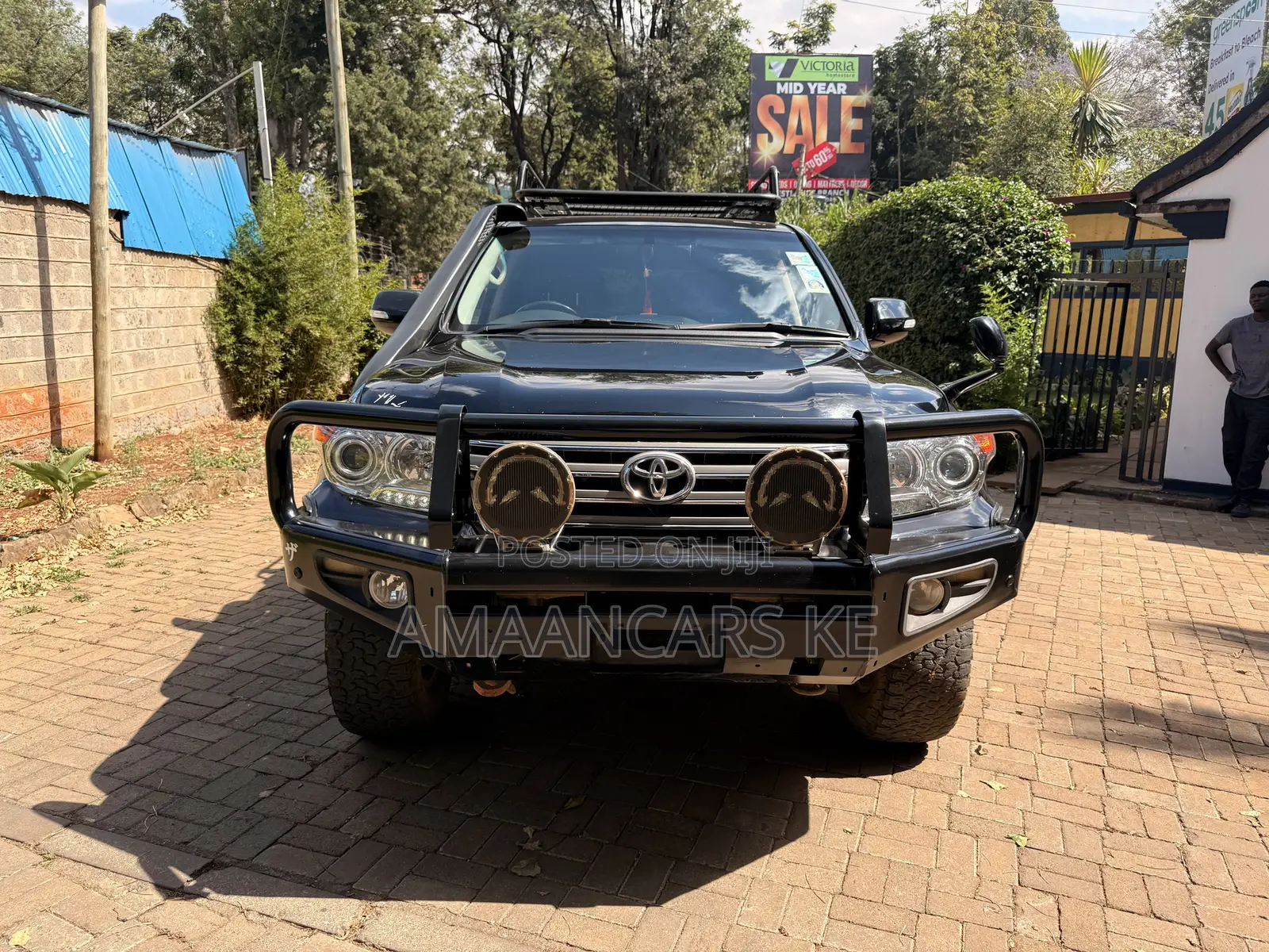 Toyota Land Cruiser 4.6 V8 AX G Selection 2012 Black