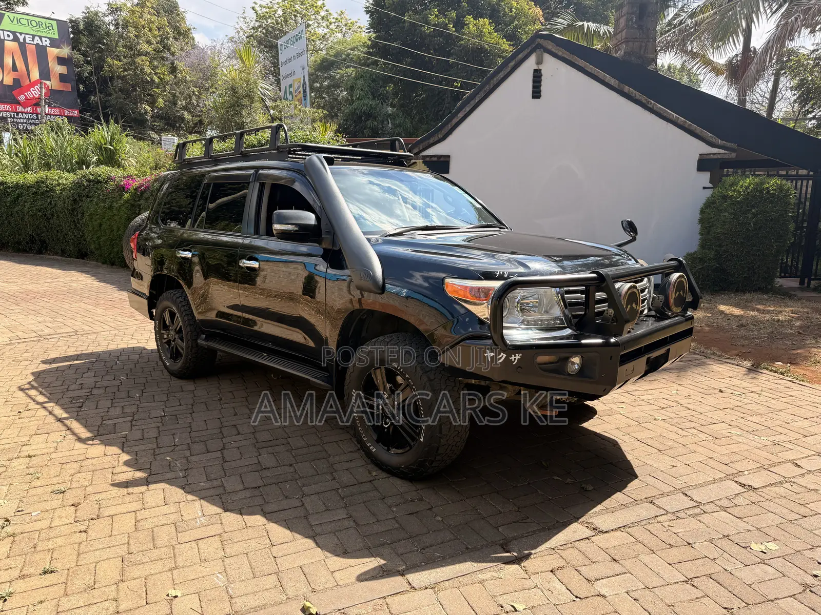 Toyota Land Cruiser 4.6 V8 AX G Selection 2012 Black