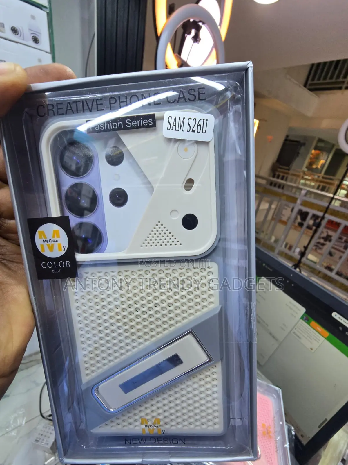 Samsung Galaxy Cooling Back Cover With Hands-Free Phone Stand