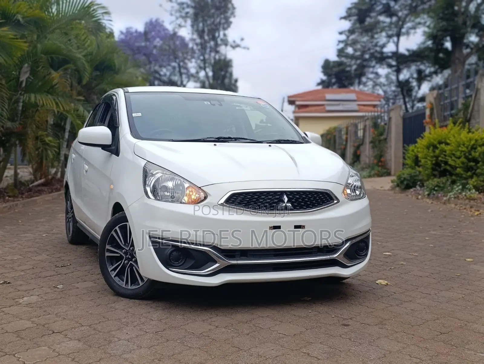 Mitsubishi Mirage 2019 White