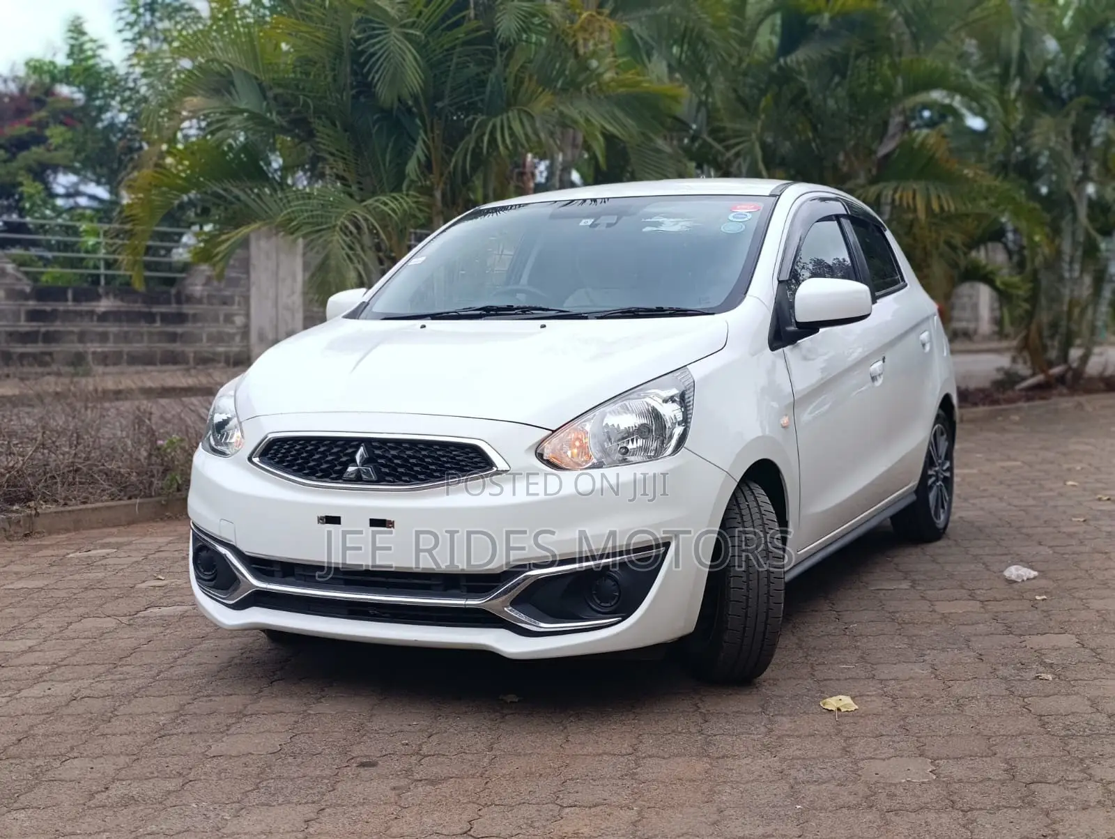 Mitsubishi Mirage 2019 White