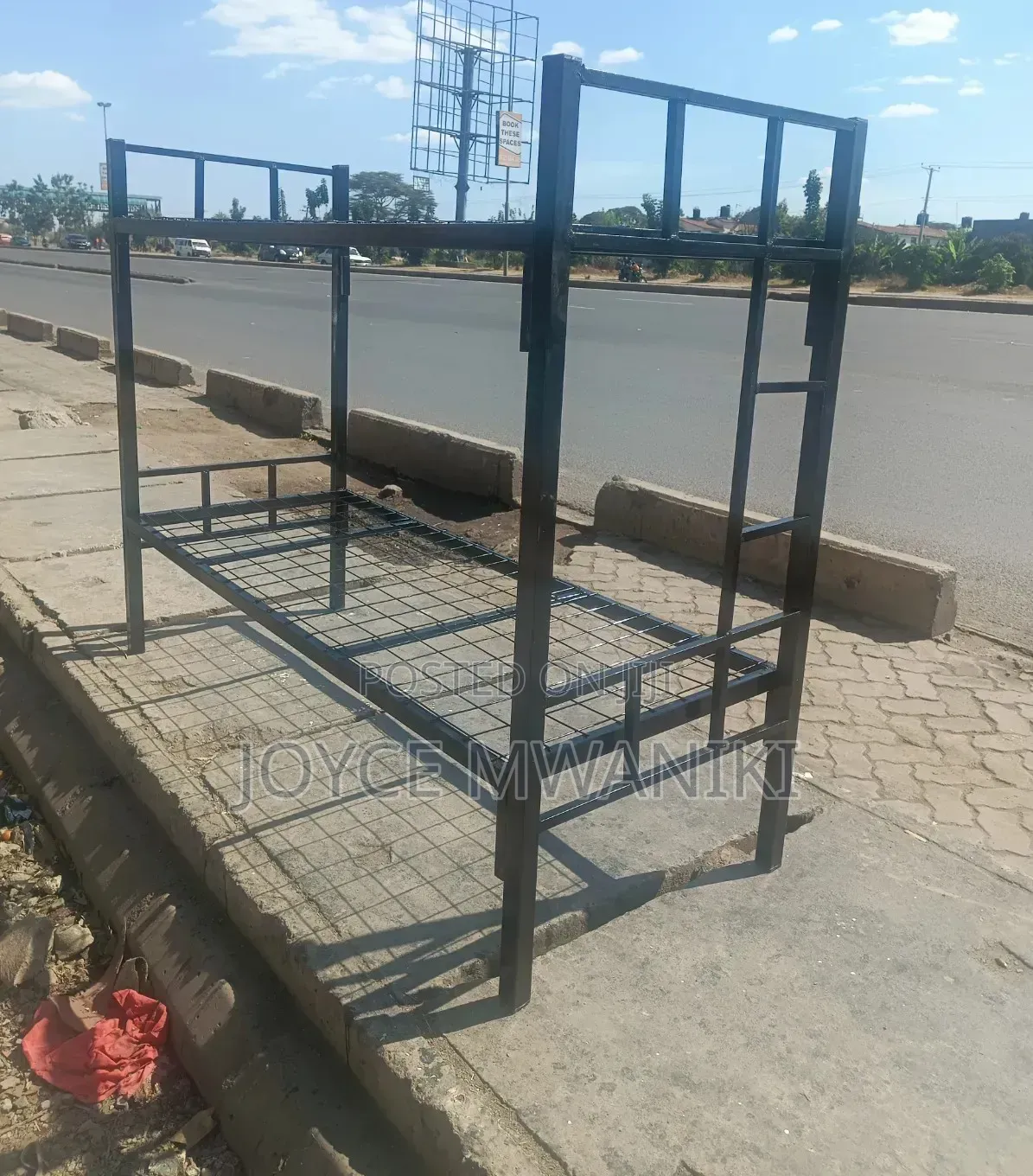 School Double Decker With Black Painted Frame M
