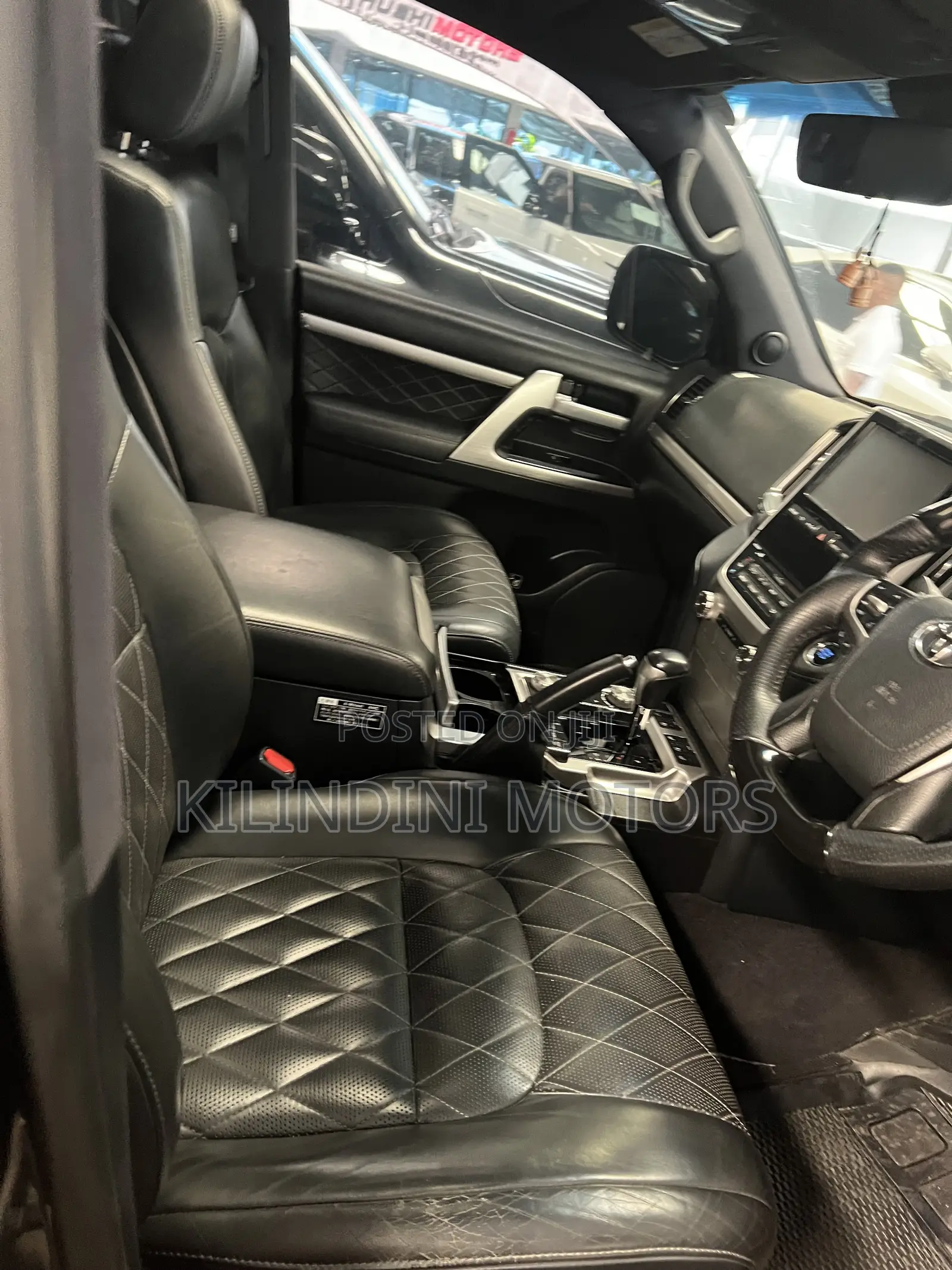 Toyota Land Cruiser 2017 Black