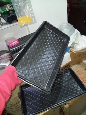 Hydroponic Trays for Mixed Salad Greens - No Holes