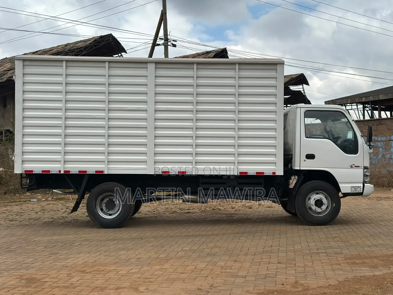 Isuzu NPR Lorry for Sale