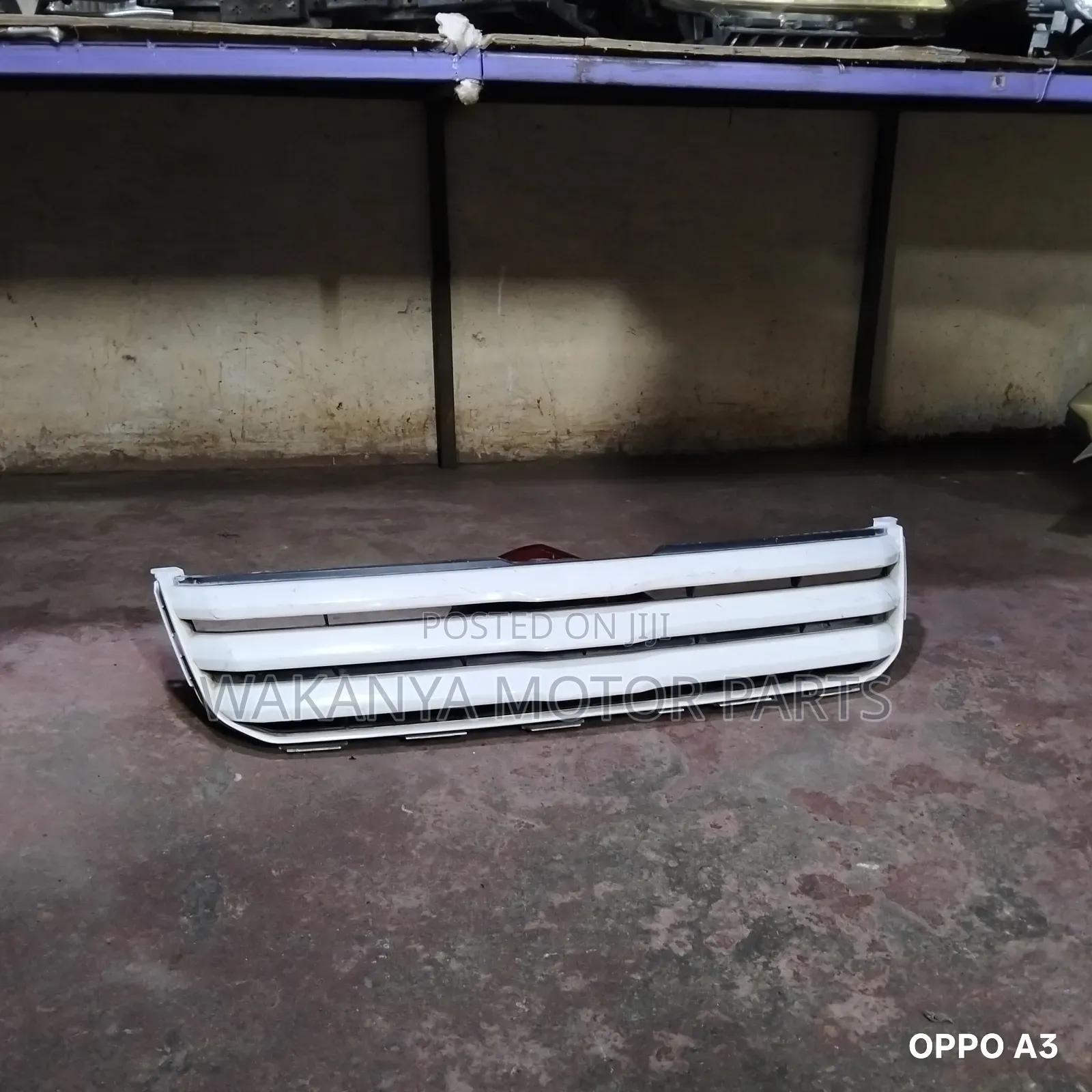 Toyota Noah Grille, Model 2002/2003/2004, Ex Japan Motor Spare