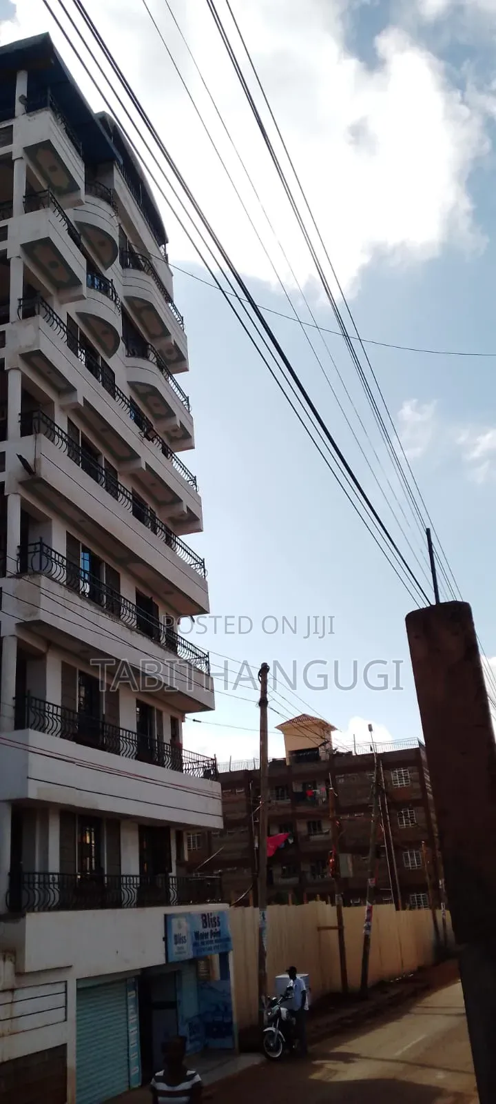 1bdrm Block of Flats in Regen for sale