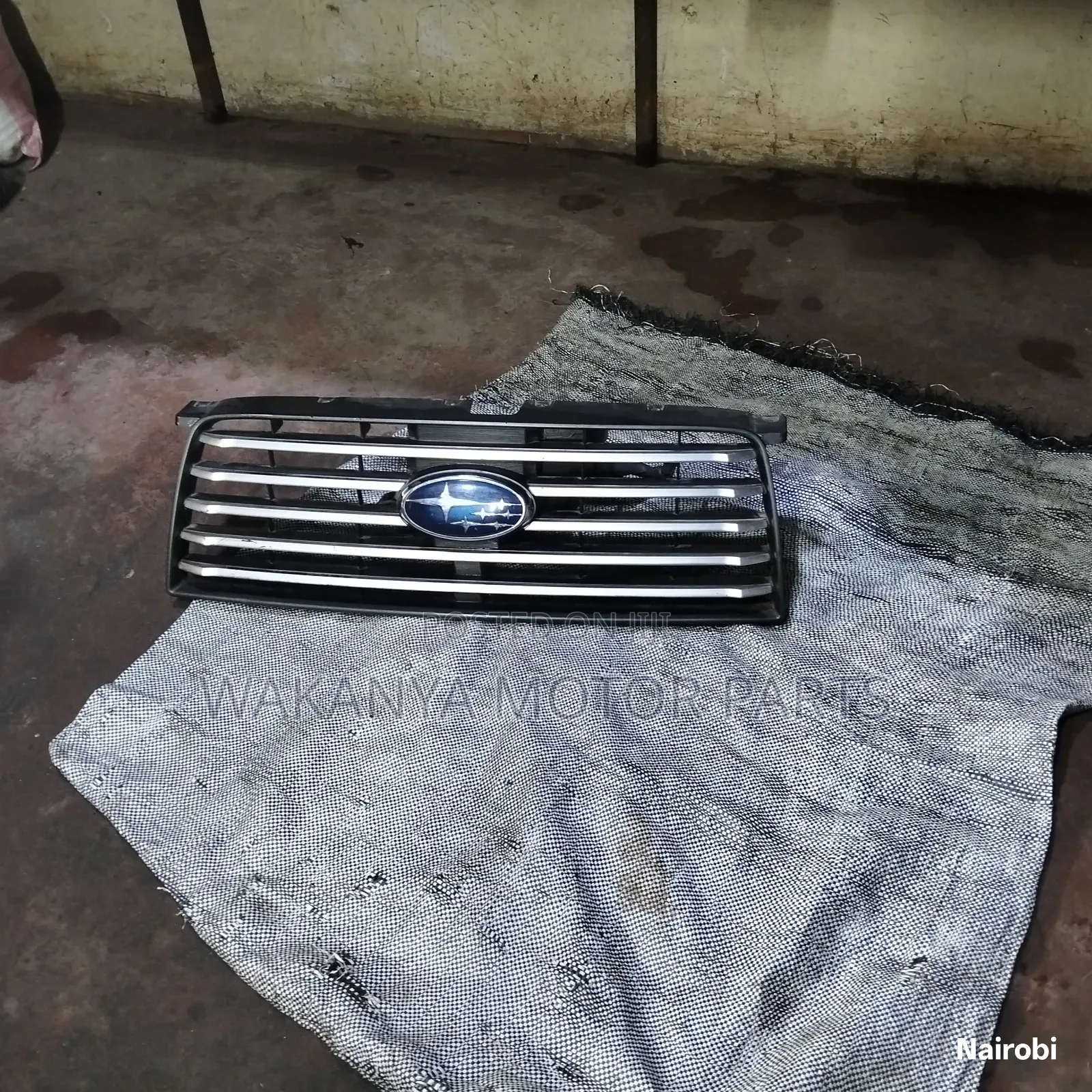 Subaru Forester SG9 Grille, Clean Ex Japan Motor Part