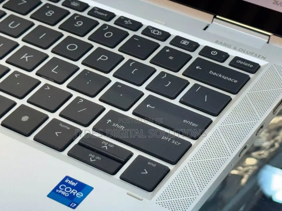 Laptop HP EliteBook x360 1030 G8 8GB Intel Core i7 SSD 256GB