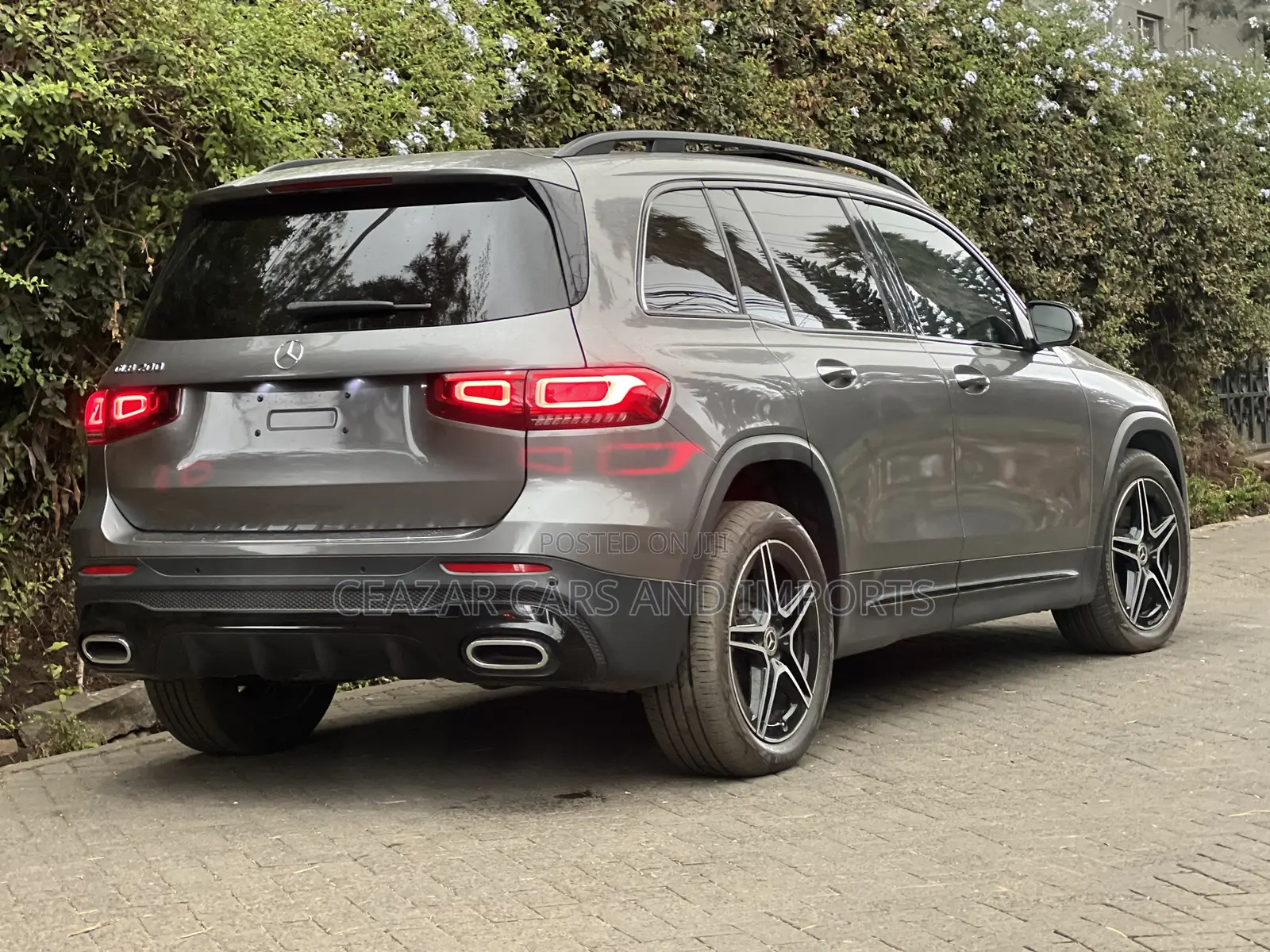 Mercedes-Benz GLB-Class GLB 200 2021 Gray