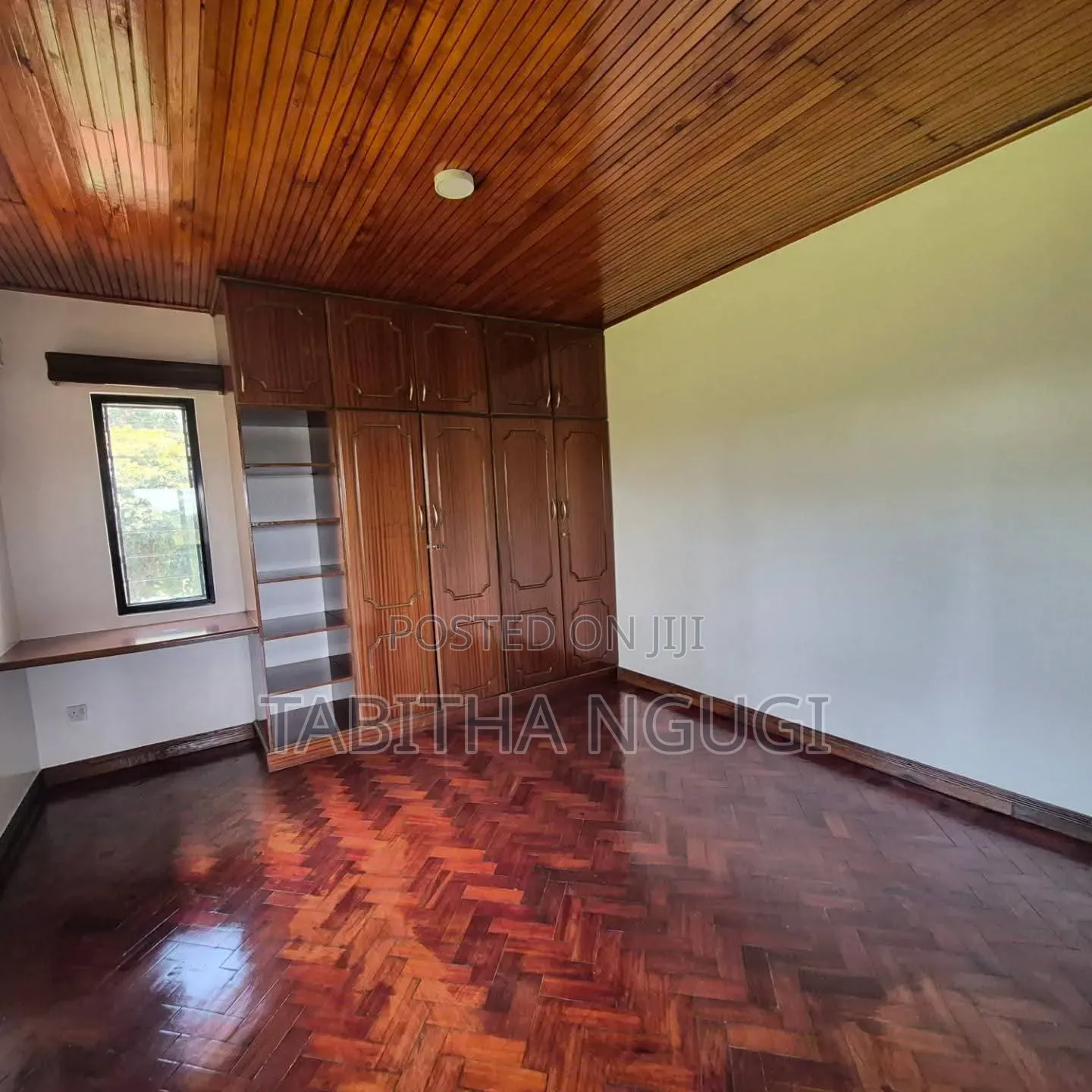 1bdrm Block of Flats in Regen for sale