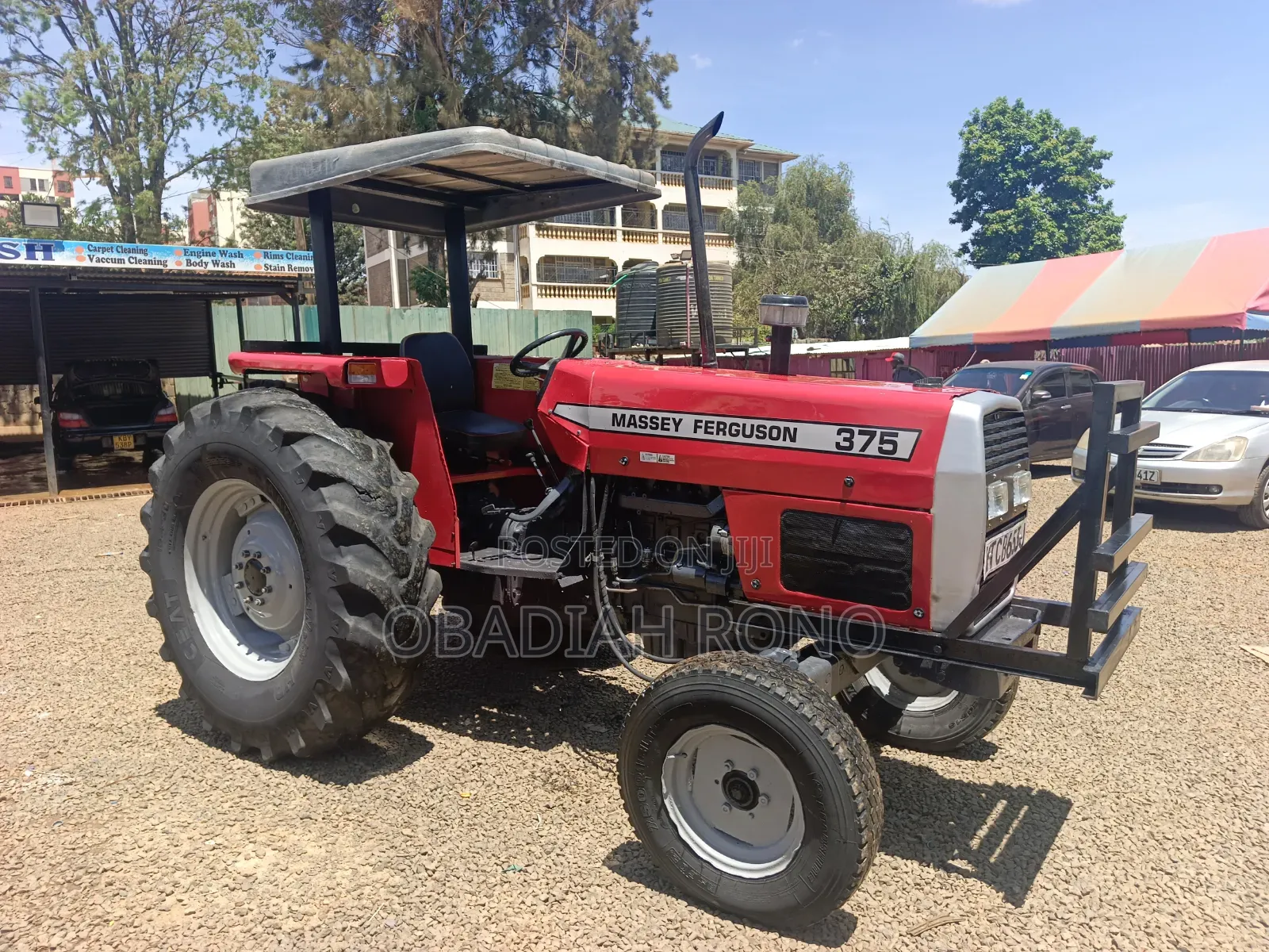 Massey Ferguson 375