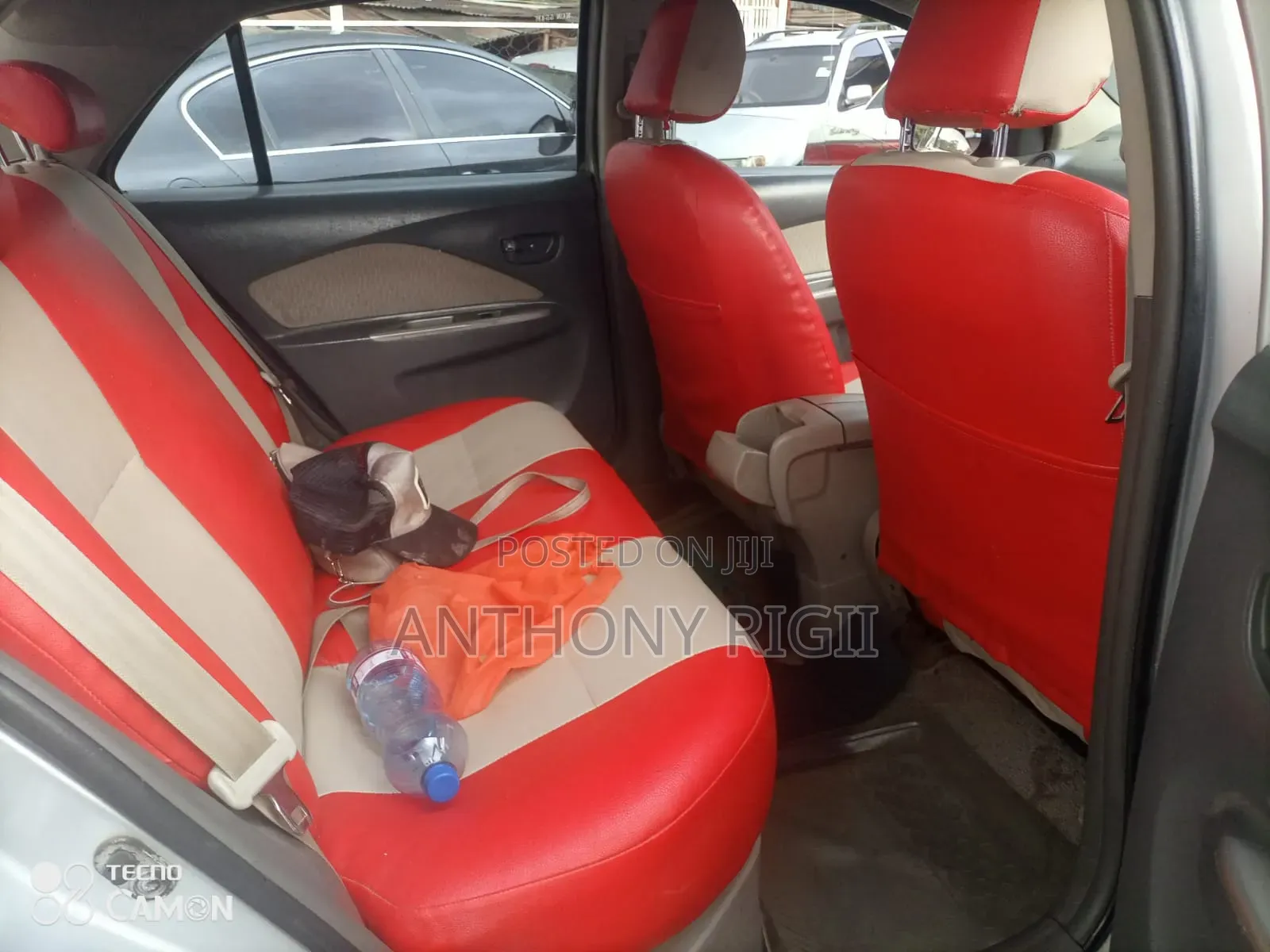 Toyota Belta 2011 Silver