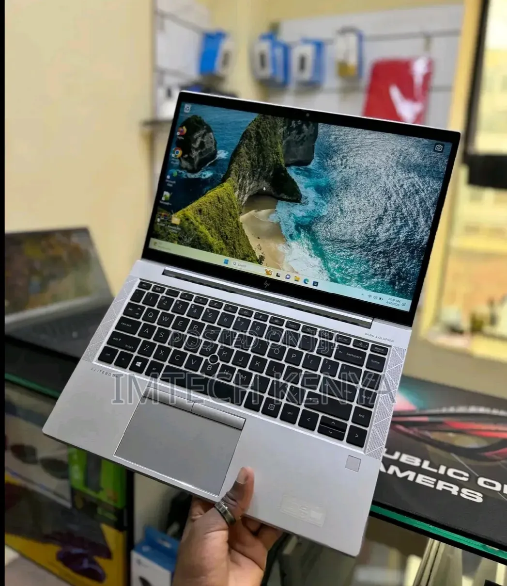 Laptop HP EliteBook 845 G8 8GB AMD Ryzen 7 SSD 256GB