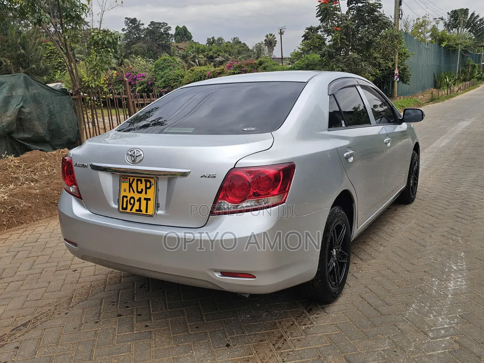 Toyota Allion 2010 Silver