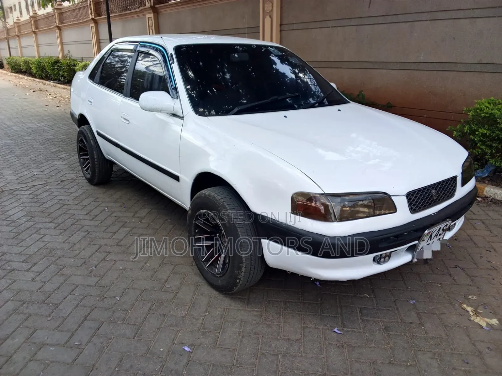 Toyota Corolla 1999 Black