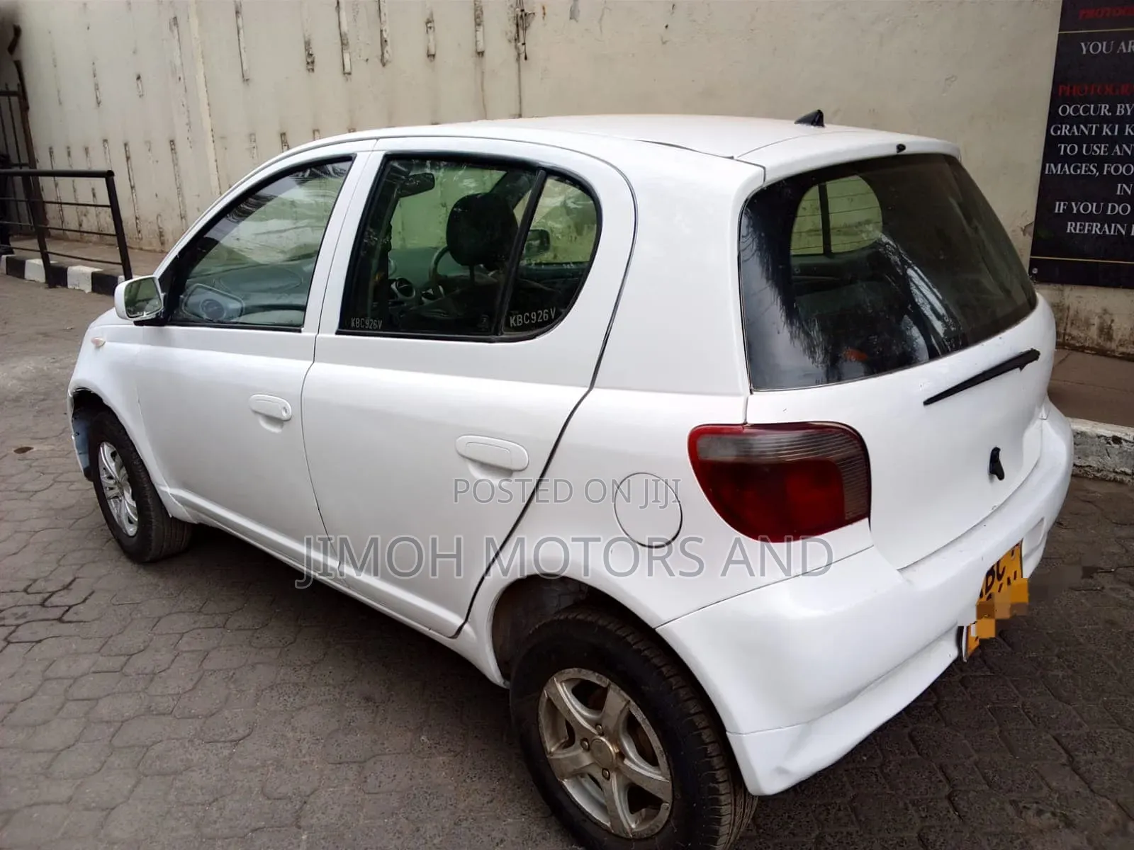 Toyota Vitz 2003 White