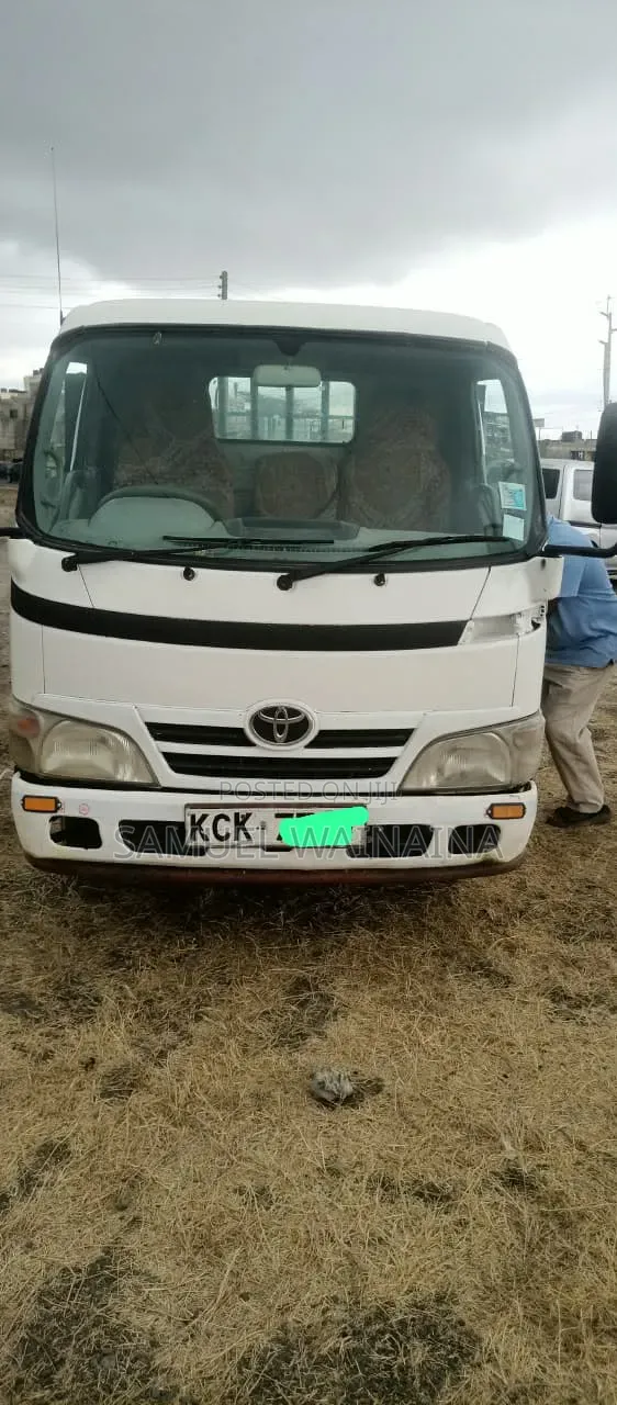 Toyota TownAce 2009 White