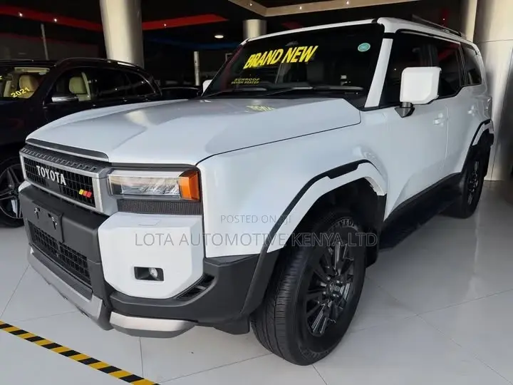 New Toyota Land Cruiser Prado 2.7 2024 Pearl
