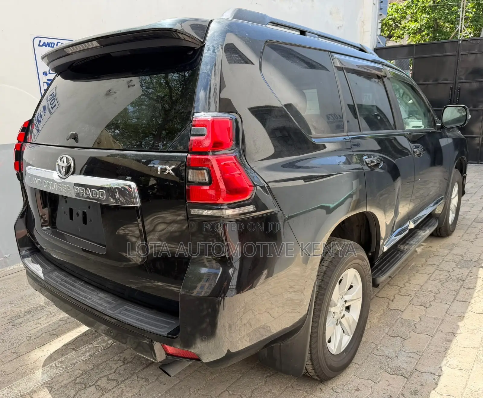 Toyota Land Cruiser Prado 2.7 2021 Black
