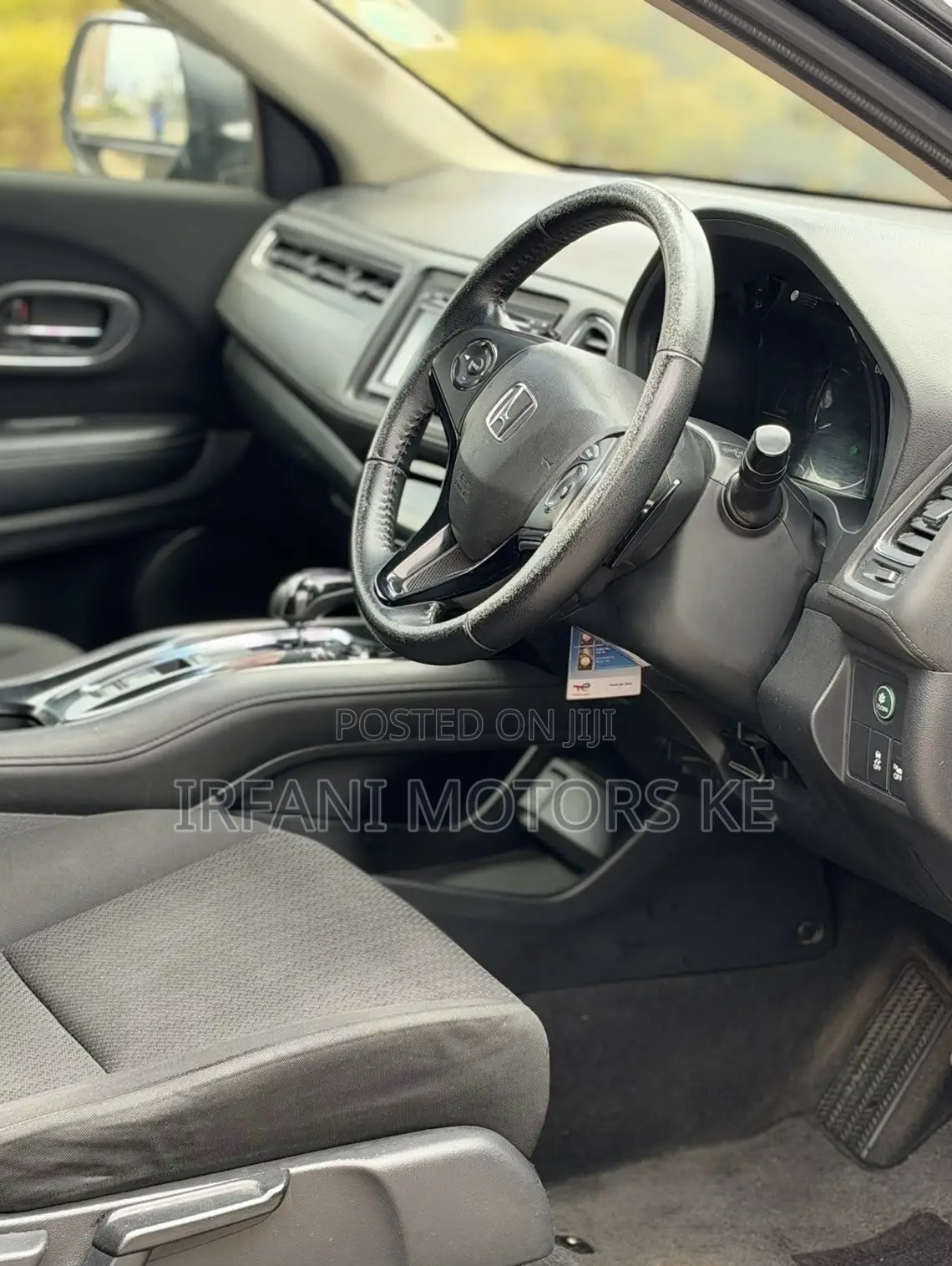 Honda Vezel 1.5 Hybrid 2WD 2015 Black