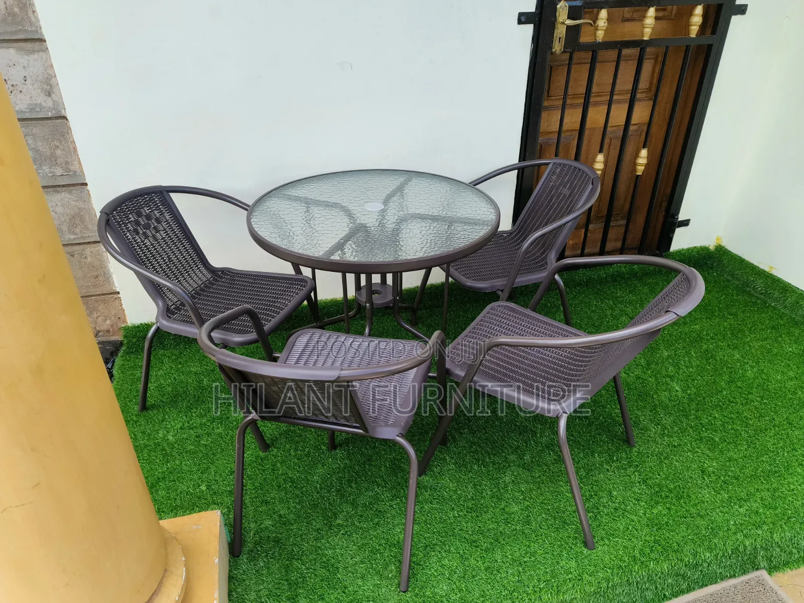 Brown 4 Seater Outdoor Set With Round Table