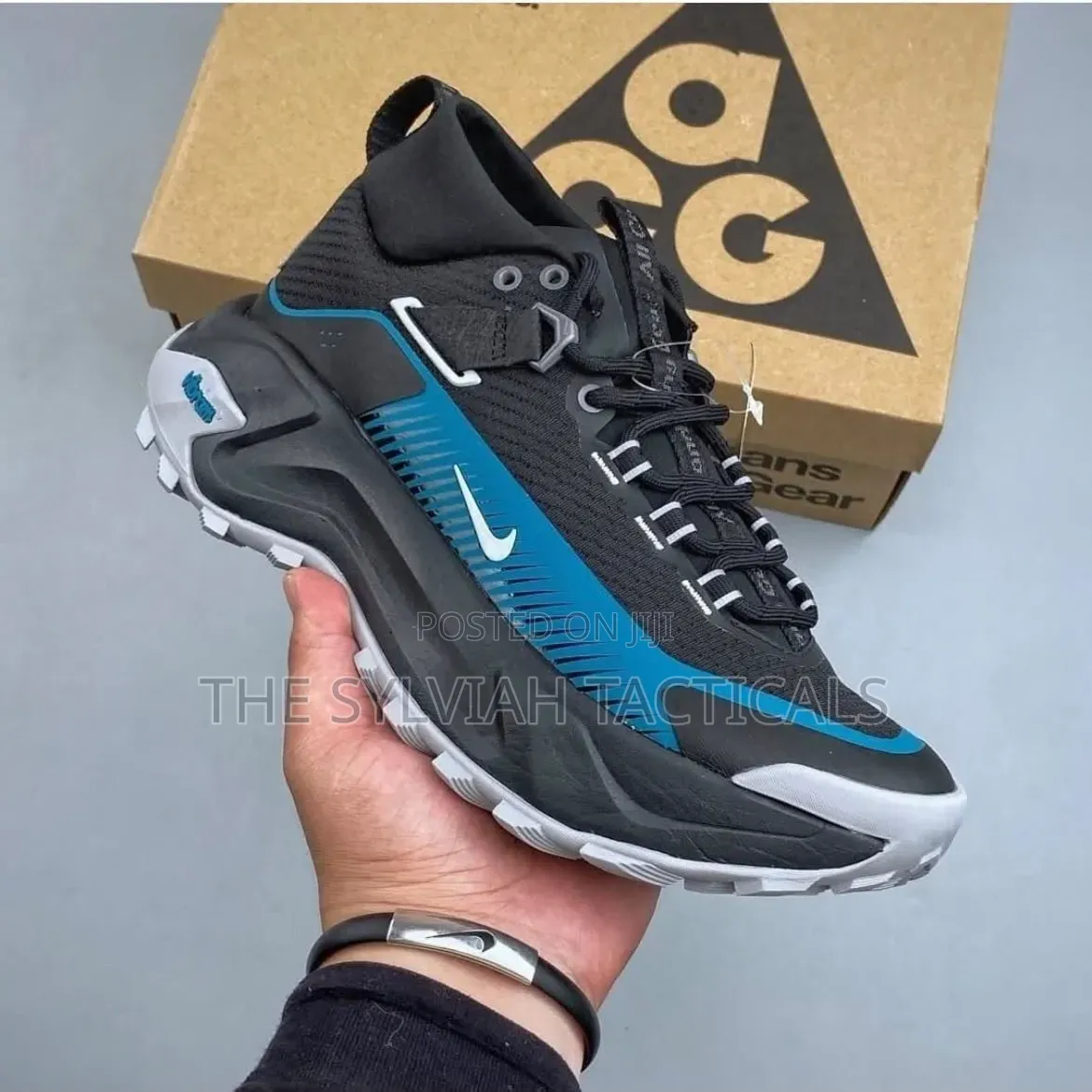 Original Waterproof Nike ACG Zegama Hike Shoes