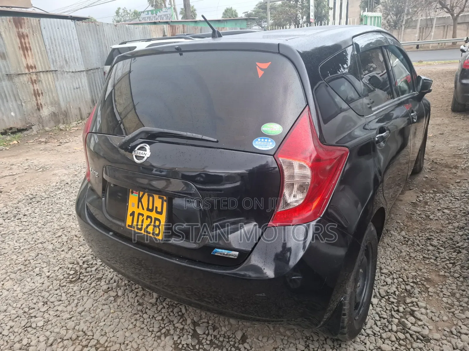 Nissan Note 2015 Black