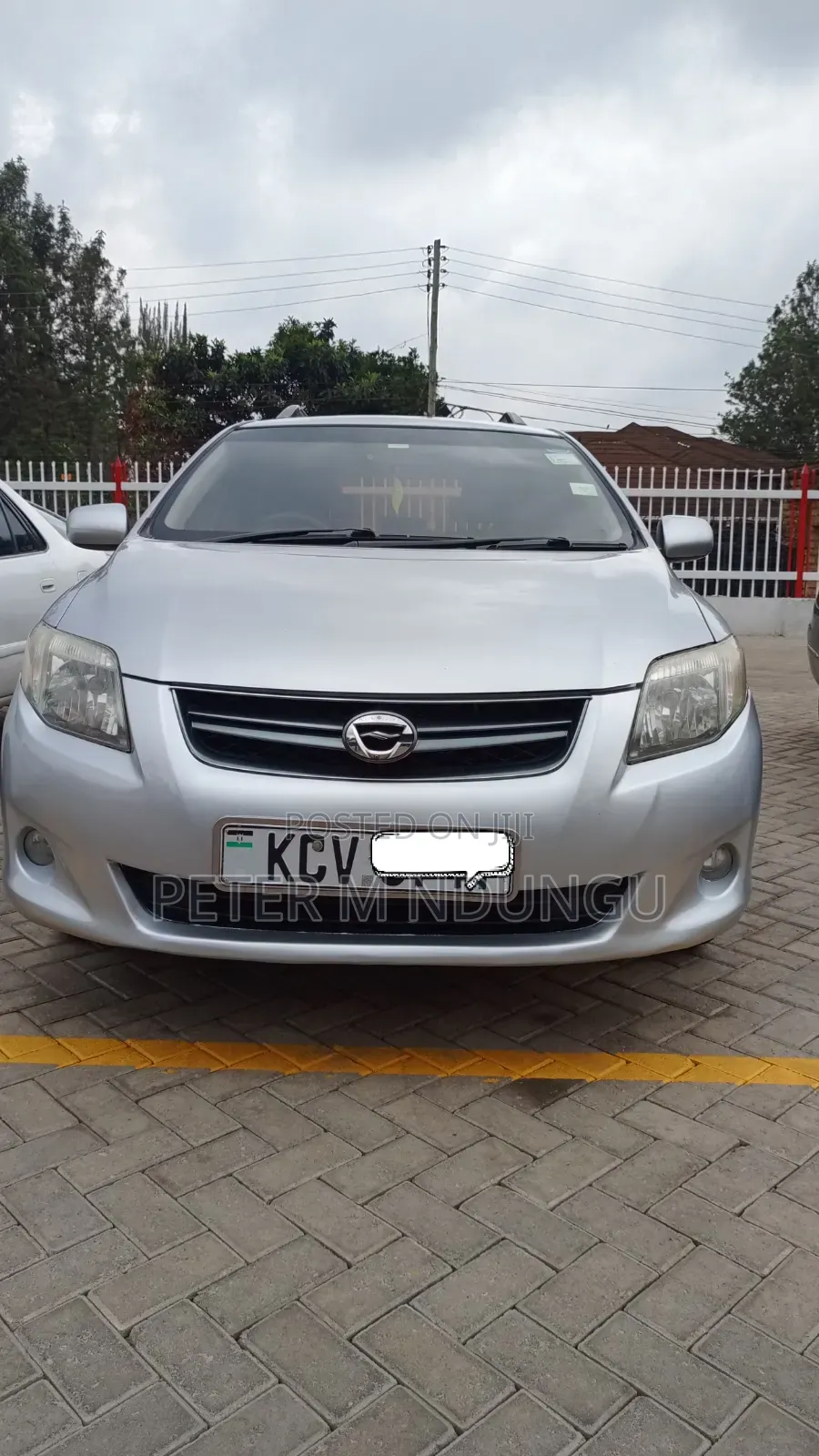 Toyota Corolla Fielder 2012 Silver