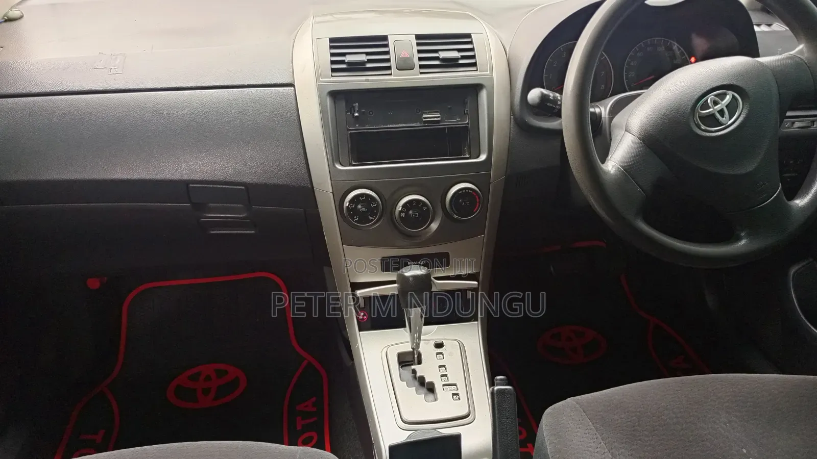 Toyota Corolla Fielder 2012 Silver