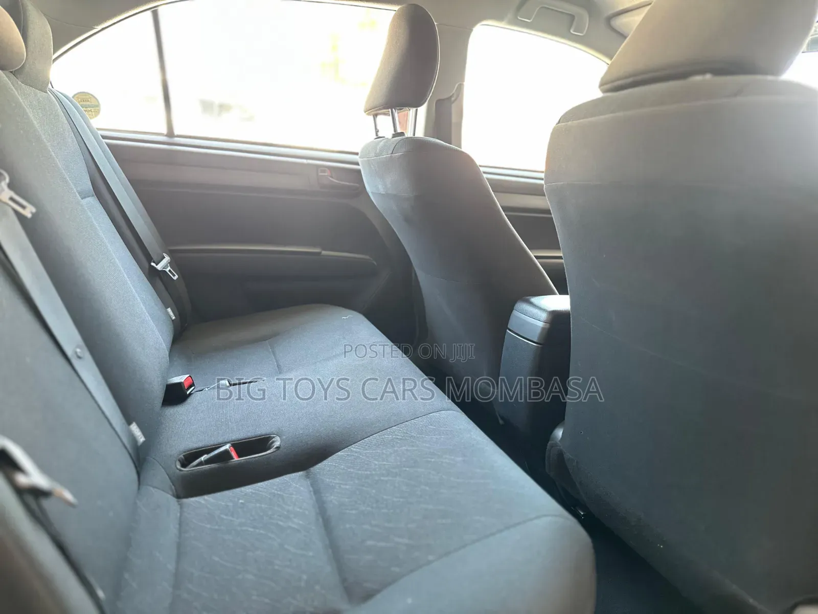 Toyota Axio 2019 Silver