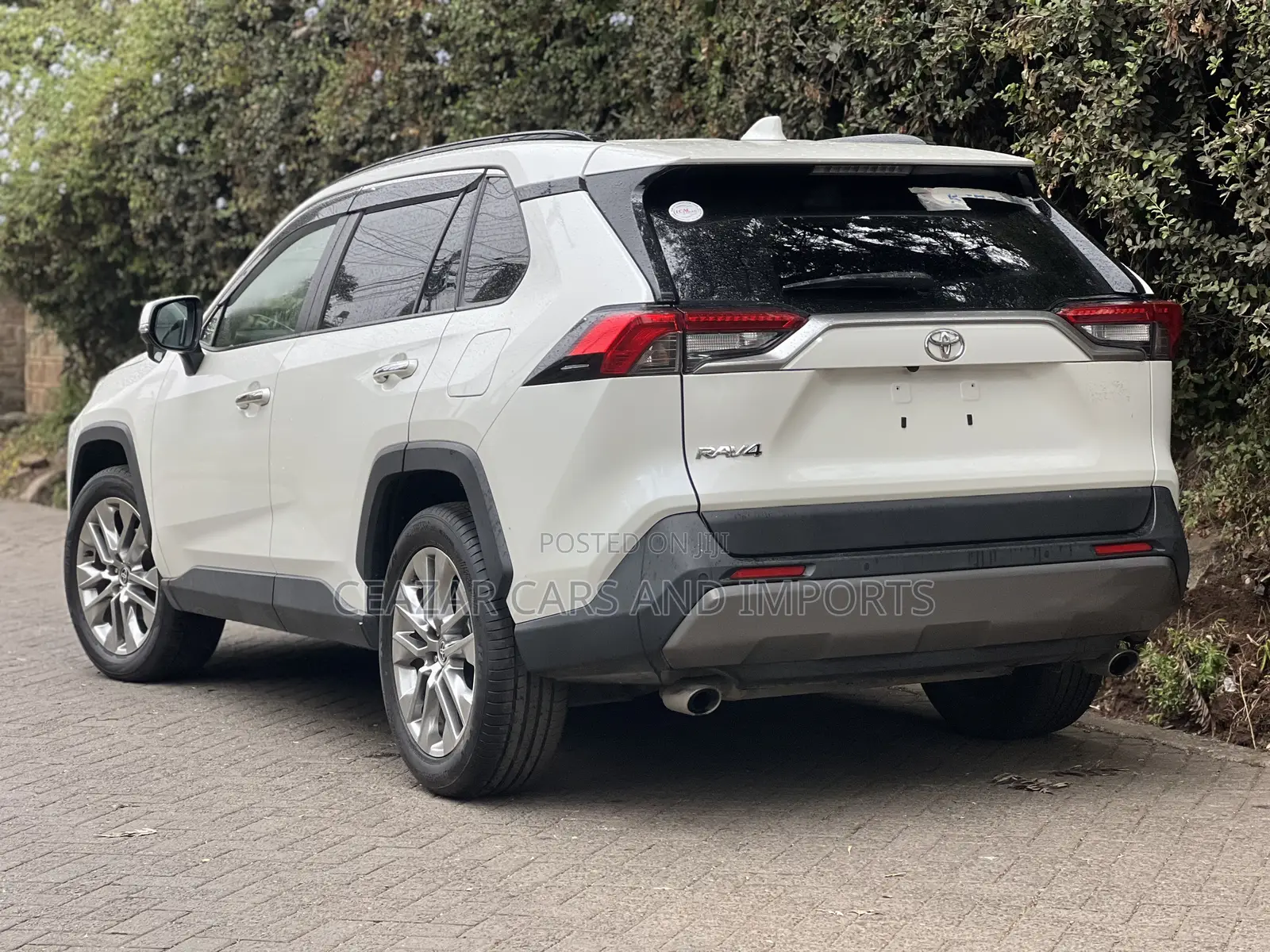 Toyota RAV4 Limited FWD 2019 White