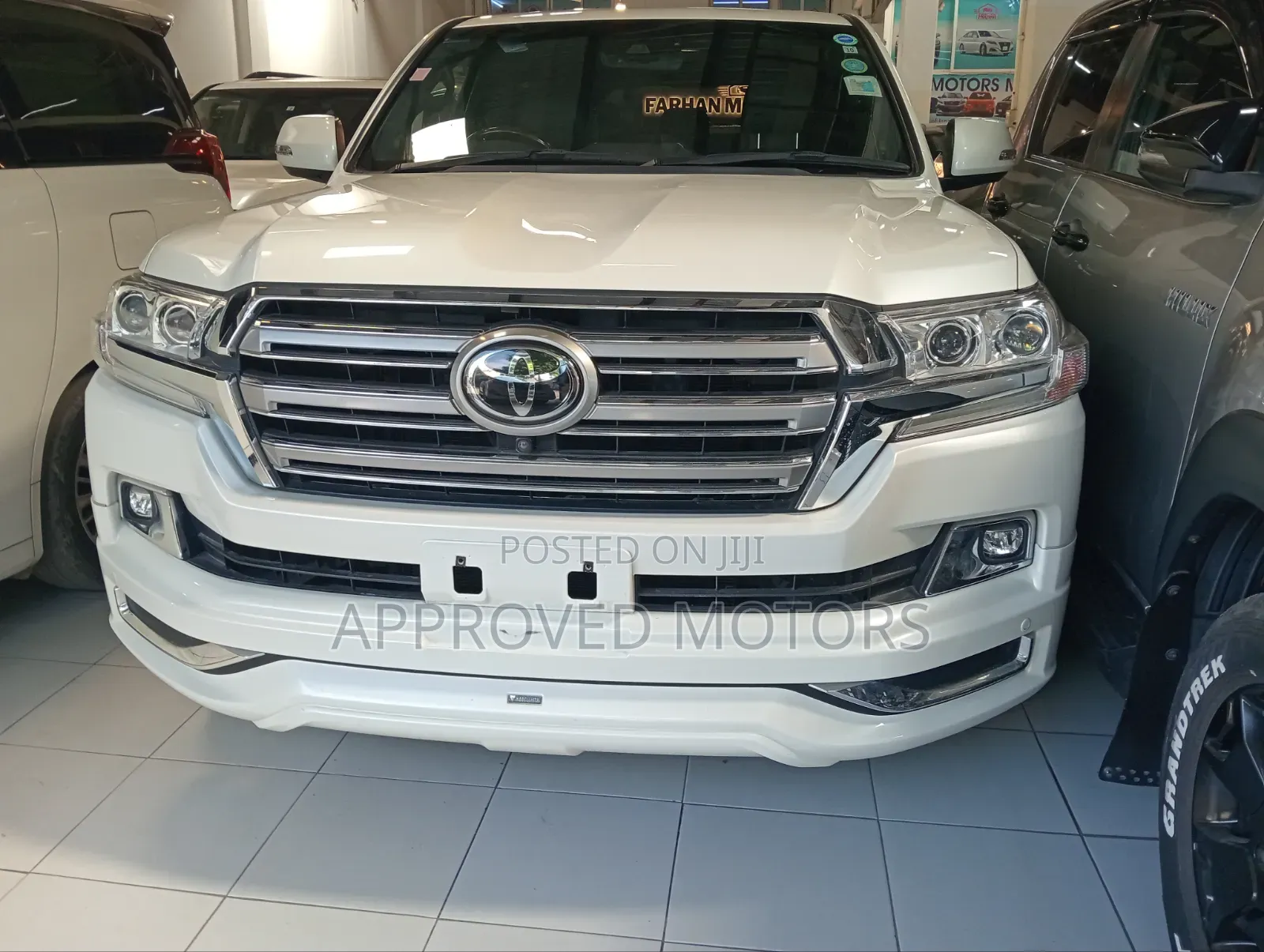 Toyota Land Cruiser 2019 White