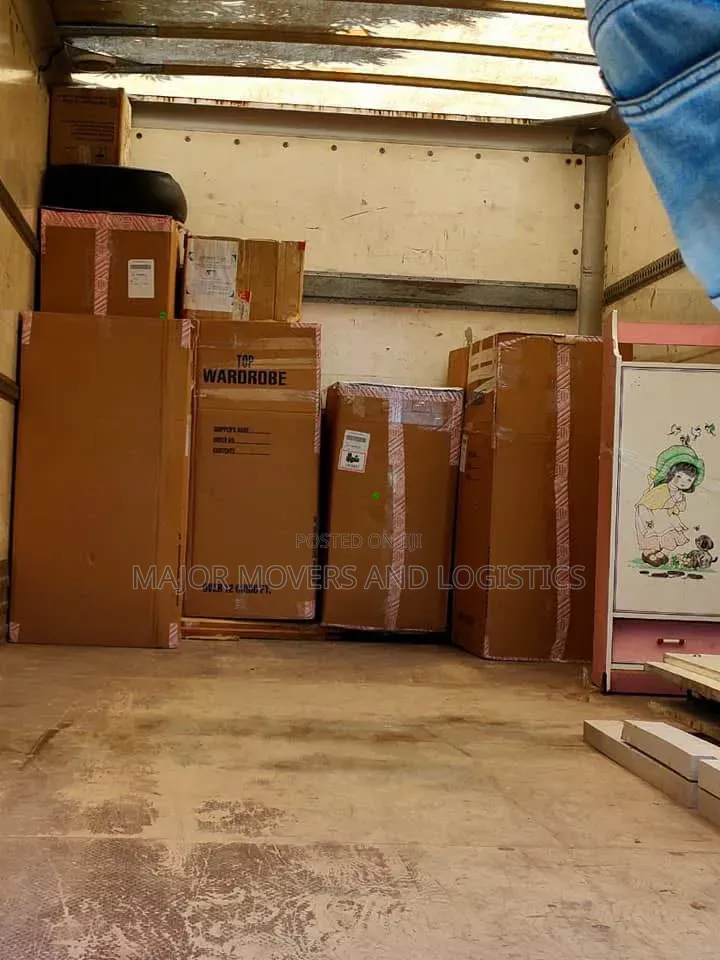 Apartment Movers With an Exceptional Team:Karen